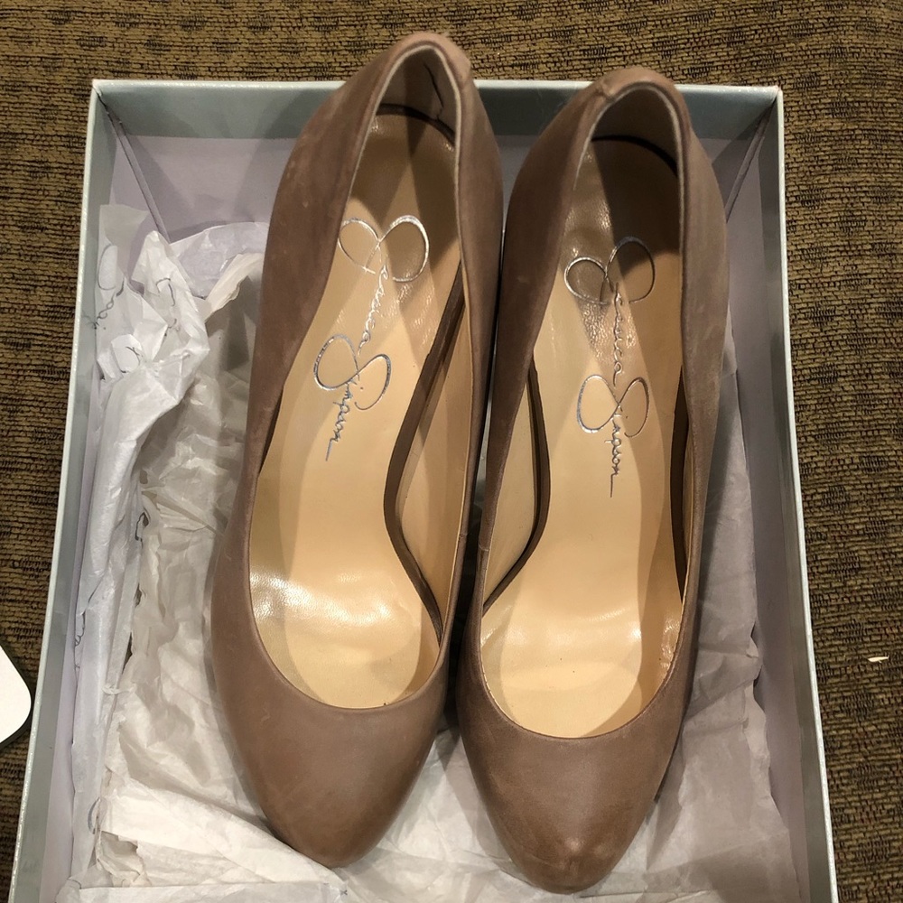 Jessica Simpson Natalli Beige Round Toe Heel